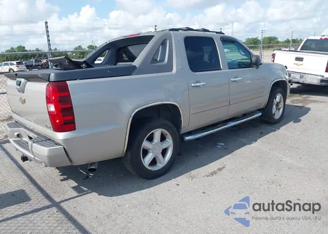 2007 Chevrolet Avalanche 1500 Lt из США, поврежденный, VIN 3GNEC12057G318208